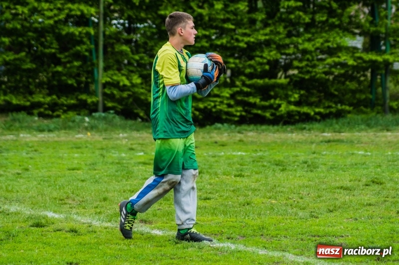 Zdjęcie w galerii na portalu naszraciborz.pl: Juniorzy Płoni i Ocic podzielili się punktami [FOTO] wiadomości z regionu