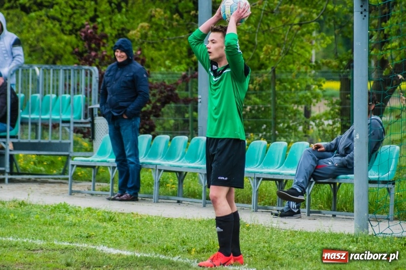 Zdjęcie w galerii na portalu naszraciborz.pl: Juniorzy Płoni i Ocic podzielili się punktami [FOTO] wiadomości z regionu