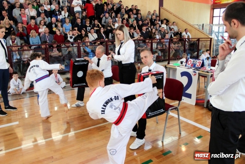 Zdjęcie w galerii na portalu naszraciborz.pl: Mistrzostwa Polski w Taekwondo. Zawodnicy z Raciborza nie zawiedli wiadomości z regionu