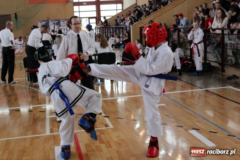 Zdjęcie w galerii na portalu naszraciborz.pl: Mistrzostwa Polski w Taekwondo. Zawodnicy z Raciborza nie zawiedli wiadomości z regionu