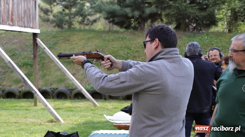Zdjęcie w galerii na portalu naszraciborz.pl: Rodzinny piknik z braćmi kurkowymi [FOTO] wiadomości z regionu