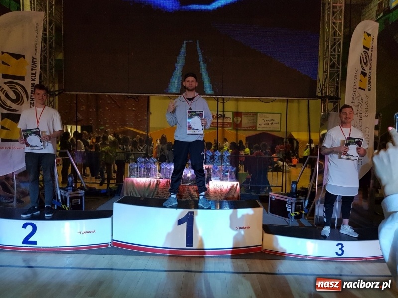 Zdjęcie w galerii na portalu naszraciborz.pl: Tancerze SKAZY z tytułami mistrzów Polski  wiadomości z regionu