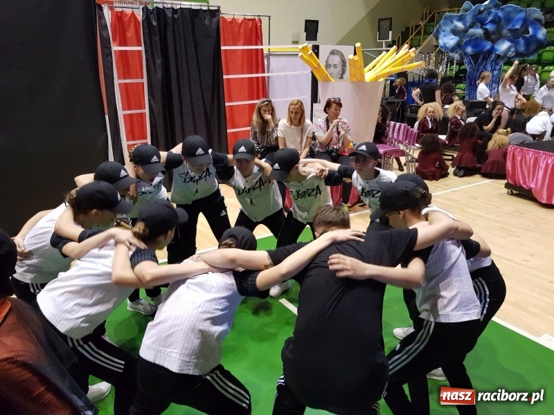 Zdjęcie w galerii na portalu naszraciborz.pl: Tancerze SKAZY z tytułami mistrzów Polski  wiadomości z regionu