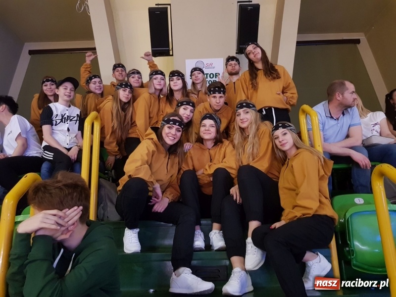 Zdjęcie w galerii na portalu naszraciborz.pl: Tancerze SKAZY z tytułami mistrzów Polski  wiadomości z regionu