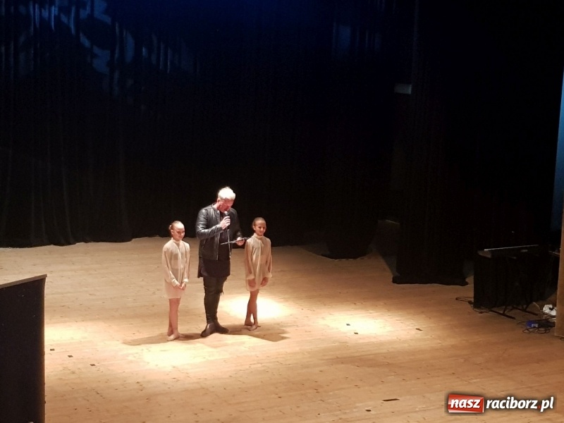 Zdjęcie w galerii na portalu naszraciborz.pl: Tancerze SKAZY z tytułami mistrzów Polski  wiadomości z regionu