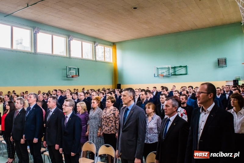 Zdjęcie w galerii na portalu naszraciborz.pl: Ponad setka absolwentów Mechanika odebrała świadectwa [FOTO] wiadomości z regionu