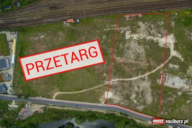 Zdjęcie w galerii na portalu naszraciborz.pl: Raciborski Grunt na Medal idzie pod młotek  wiadomości z regionu