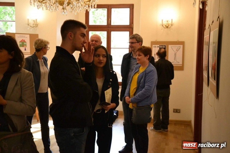 Zdjęcie w galerii na portalu naszraciborz.pl: Podwójny finisaż na Zamku Piastowskim za nami  wiadomości z regionu