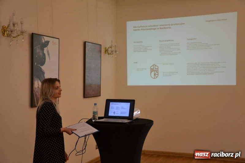 Zdjęcie w galerii na portalu naszraciborz.pl: Podwójny finisaż na Zamku Piastowskim za nami  wiadomości z regionu