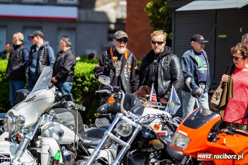 Zdjęcie w galerii na portalu naszraciborz.pl: Raciborskie rozpoczęcie sezonu motocyklowego [FOTO i WIDEO] wiadomości z regionu