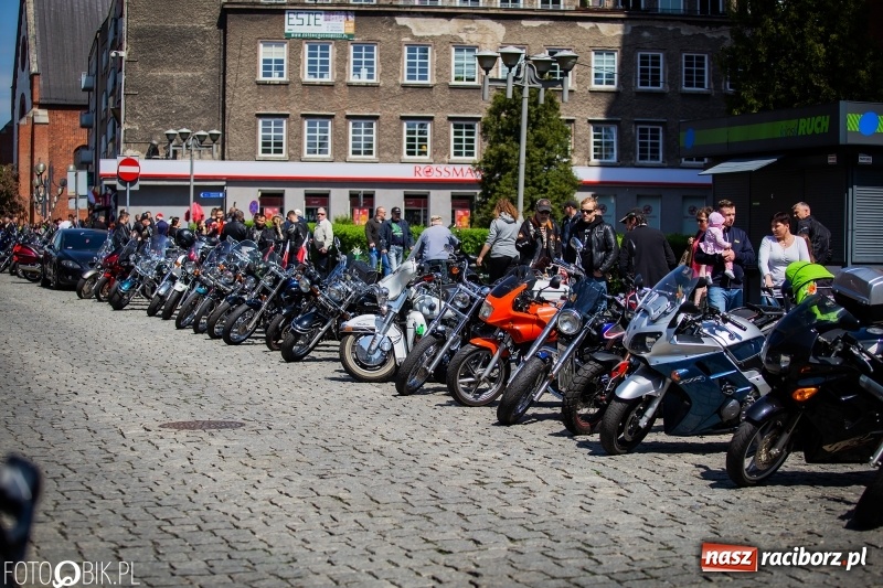 Zdjęcie w galerii na portalu naszraciborz.pl: Raciborskie rozpoczęcie sezonu motocyklowego [FOTO i WIDEO] wiadomości z regionu