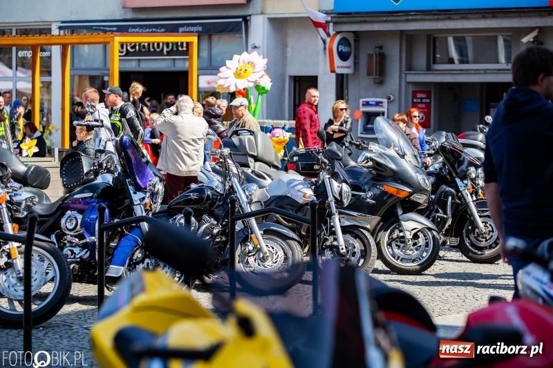 Zdjęcie w galerii na portalu naszraciborz.pl: Raciborskie rozpoczęcie sezonu motocyklowego [FOTO i WIDEO] wiadomości z regionu