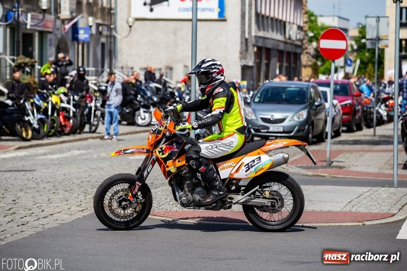 Zdjęcie w galerii na portalu naszraciborz.pl: Raciborskie rozpoczęcie sezonu motocyklowego [FOTO i WIDEO] wiadomości z regionu