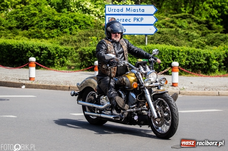 Zdjęcie w galerii na portalu naszraciborz.pl: Raciborskie rozpoczęcie sezonu motocyklowego [FOTO i WIDEO] wiadomości z regionu