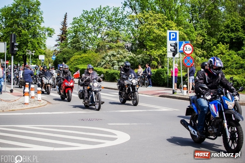 Zdjęcie w galerii na portalu naszraciborz.pl: Raciborskie rozpoczęcie sezonu motocyklowego [FOTO i WIDEO] wiadomości z regionu