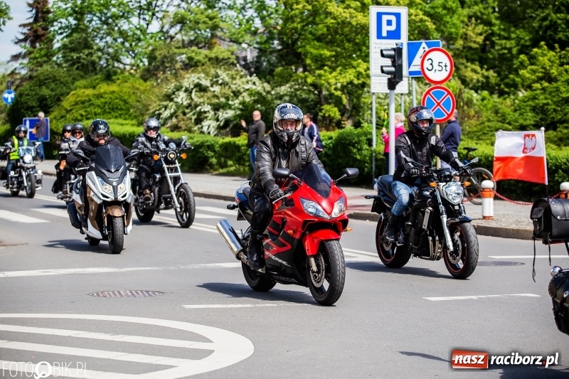 Zdjęcie w galerii na portalu naszraciborz.pl: Raciborskie rozpoczęcie sezonu motocyklowego [FOTO i WIDEO] wiadomości z regionu
