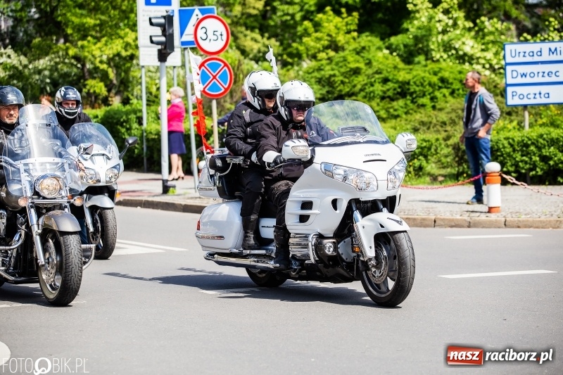 Zdjęcie w galerii na portalu naszraciborz.pl: Raciborskie rozpoczęcie sezonu motocyklowego [FOTO i WIDEO] wiadomości z regionu