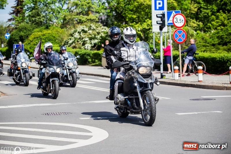 Zdjęcie w galerii na portalu naszraciborz.pl: Raciborskie rozpoczęcie sezonu motocyklowego [FOTO i WIDEO] wiadomości z regionu
