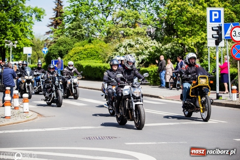 Zdjęcie w galerii na portalu naszraciborz.pl: Raciborskie rozpoczęcie sezonu motocyklowego [FOTO i WIDEO] wiadomości z regionu