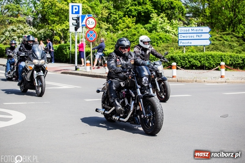 Zdjęcie w galerii na portalu naszraciborz.pl: Raciborskie rozpoczęcie sezonu motocyklowego [FOTO i WIDEO] wiadomości z regionu
