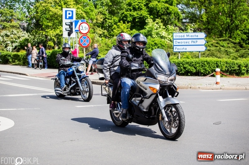 Zdjęcie w galerii na portalu naszraciborz.pl: Raciborskie rozpoczęcie sezonu motocyklowego [FOTO i WIDEO] wiadomości z regionu