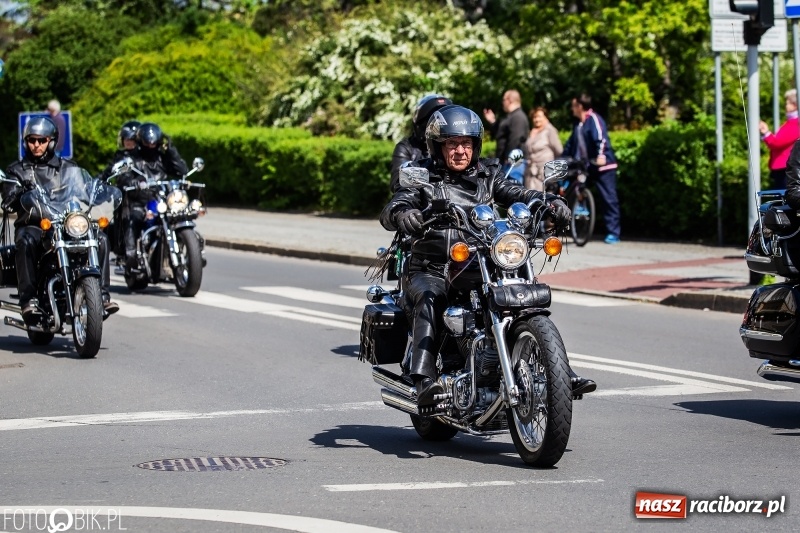 Zdjęcie w galerii na portalu naszraciborz.pl: Raciborskie rozpoczęcie sezonu motocyklowego [FOTO i WIDEO] wiadomości z regionu