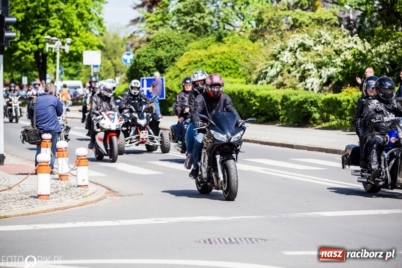 Zdjęcie w galerii na portalu naszraciborz.pl: Raciborskie rozpoczęcie sezonu motocyklowego [FOTO i WIDEO] wiadomości z regionu