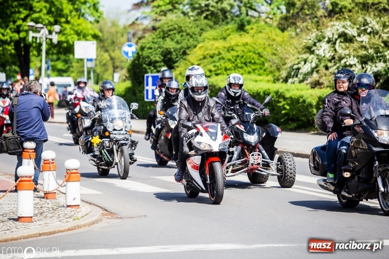 Zdjęcie w galerii na portalu naszraciborz.pl: Raciborskie rozpoczęcie sezonu motocyklowego [FOTO i WIDEO] wiadomości z regionu