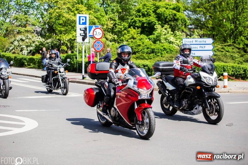 Zdjęcie w galerii na portalu naszraciborz.pl: Raciborskie rozpoczęcie sezonu motocyklowego [FOTO i WIDEO] wiadomości z regionu