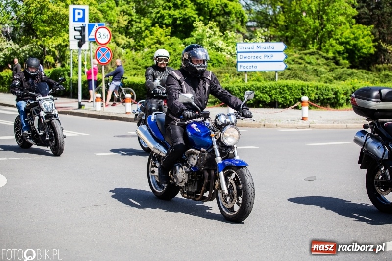 Zdjęcie w galerii na portalu naszraciborz.pl: Raciborskie rozpoczęcie sezonu motocyklowego [FOTO i WIDEO] wiadomości z regionu