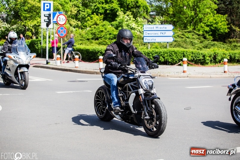 Zdjęcie w galerii na portalu naszraciborz.pl: Raciborskie rozpoczęcie sezonu motocyklowego [FOTO i WIDEO] wiadomości z regionu
