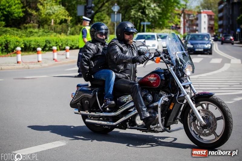 Zdjęcie w galerii na portalu naszraciborz.pl: Raciborskie rozpoczęcie sezonu motocyklowego [FOTO i WIDEO] wiadomości z regionu
