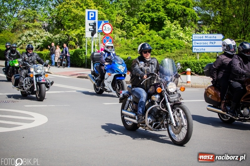 Zdjęcie w galerii na portalu naszraciborz.pl: Raciborskie rozpoczęcie sezonu motocyklowego [FOTO i WIDEO] wiadomości z regionu