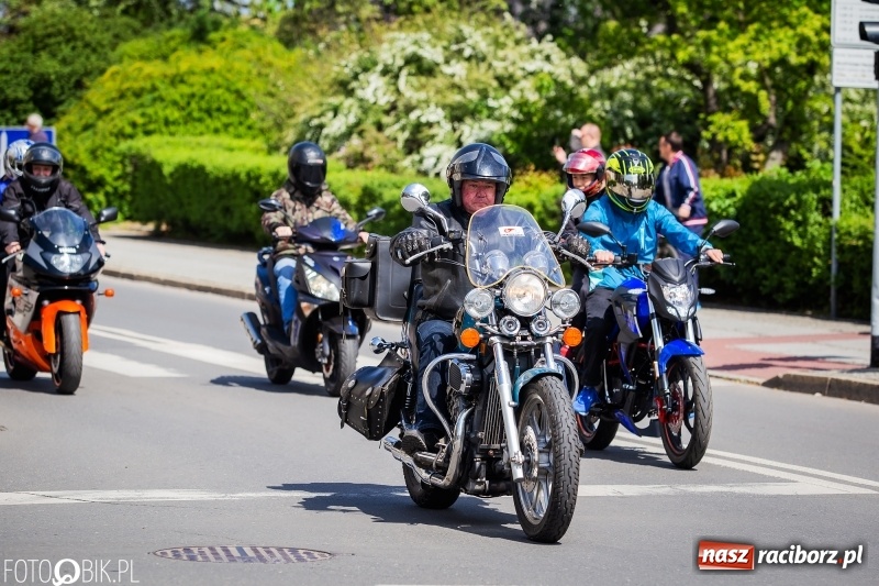 Zdjęcie w galerii na portalu naszraciborz.pl: Raciborskie rozpoczęcie sezonu motocyklowego [FOTO i WIDEO] wiadomości z regionu