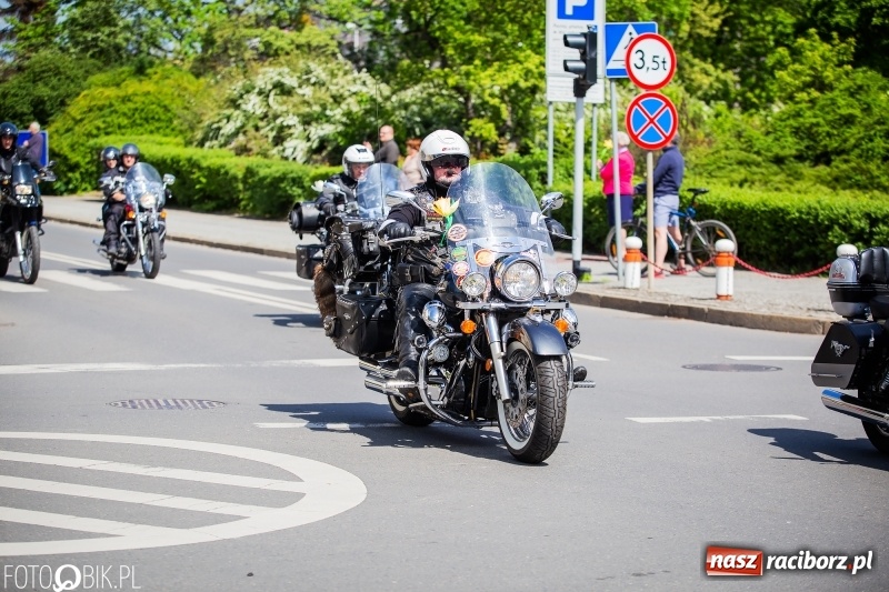 Zdjęcie w galerii na portalu naszraciborz.pl: Raciborskie rozpoczęcie sezonu motocyklowego [FOTO i WIDEO] wiadomości z regionu
