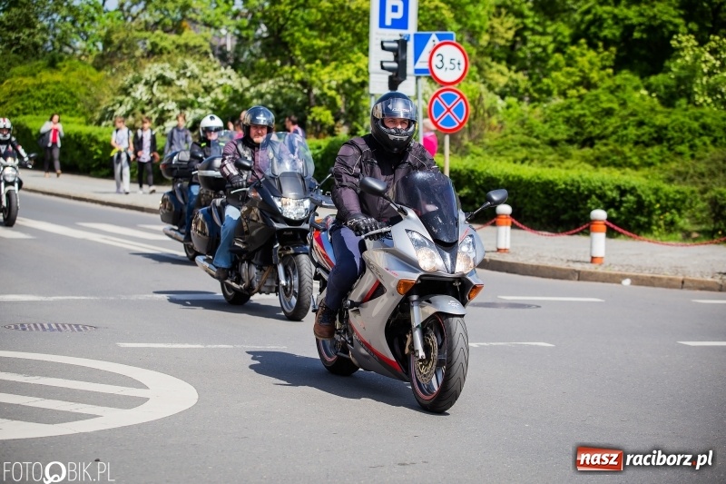 Zdjęcie w galerii na portalu naszraciborz.pl: Raciborskie rozpoczęcie sezonu motocyklowego [FOTO i WIDEO] wiadomości z regionu