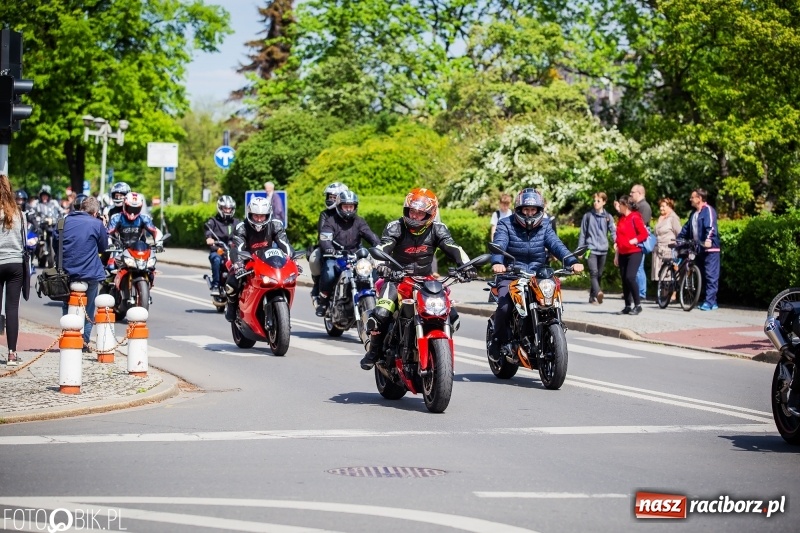 Zdjęcie w galerii na portalu naszraciborz.pl: Raciborskie rozpoczęcie sezonu motocyklowego [FOTO i WIDEO] wiadomości z regionu