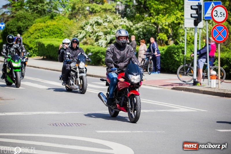 Zdjęcie w galerii na portalu naszraciborz.pl: Raciborskie rozpoczęcie sezonu motocyklowego [FOTO i WIDEO] wiadomości z regionu