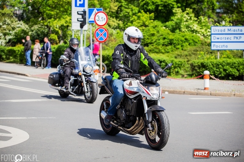 Zdjęcie w galerii na portalu naszraciborz.pl: Raciborskie rozpoczęcie sezonu motocyklowego [FOTO i WIDEO] wiadomości z regionu
