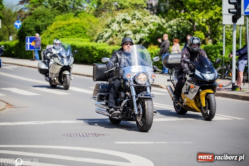 Zdjęcie w galerii na portalu naszraciborz.pl: Raciborskie rozpoczęcie sezonu motocyklowego [FOTO i WIDEO] wiadomości z regionu