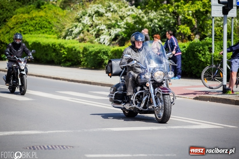 Zdjęcie w galerii na portalu naszraciborz.pl: Raciborskie rozpoczęcie sezonu motocyklowego [FOTO i WIDEO] wiadomości z regionu