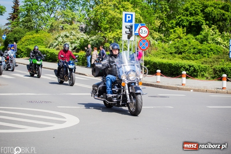Zdjęcie w galerii na portalu naszraciborz.pl: Raciborskie rozpoczęcie sezonu motocyklowego [FOTO i WIDEO] wiadomości z regionu