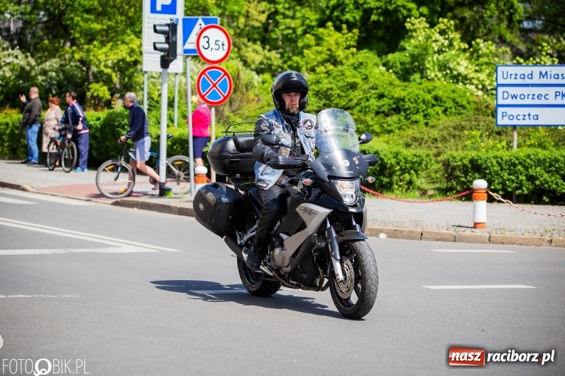 Zdjęcie w galerii na portalu naszraciborz.pl: Raciborskie rozpoczęcie sezonu motocyklowego [FOTO i WIDEO] wiadomości z regionu