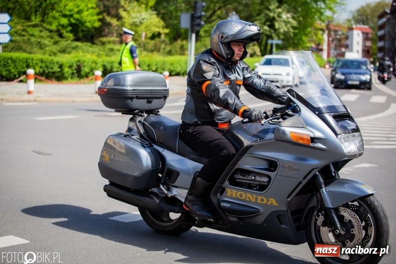 Zdjęcie w galerii na portalu naszraciborz.pl: Raciborskie rozpoczęcie sezonu motocyklowego [FOTO i WIDEO] wiadomości z regionu