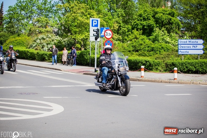 Zdjęcie w galerii na portalu naszraciborz.pl: Raciborskie rozpoczęcie sezonu motocyklowego [FOTO i WIDEO] wiadomości z regionu