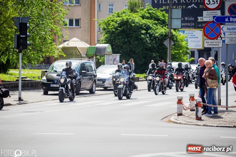 Zdjęcie w galerii na portalu naszraciborz.pl: Raciborskie rozpoczęcie sezonu motocyklowego [FOTO i WIDEO] wiadomości z regionu