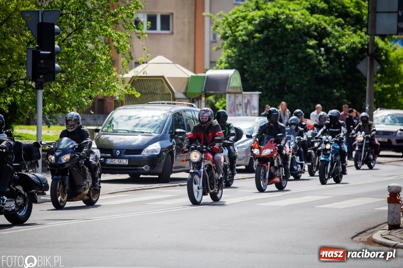 Zdjęcie w galerii na portalu naszraciborz.pl: Raciborskie rozpoczęcie sezonu motocyklowego [FOTO i WIDEO] wiadomości z regionu