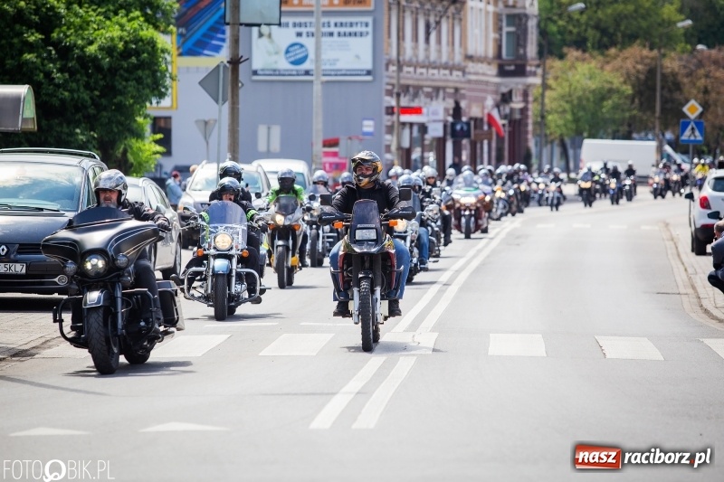Zdjęcie w galerii na portalu naszraciborz.pl: Raciborskie rozpoczęcie sezonu motocyklowego [FOTO i WIDEO] wiadomości z regionu