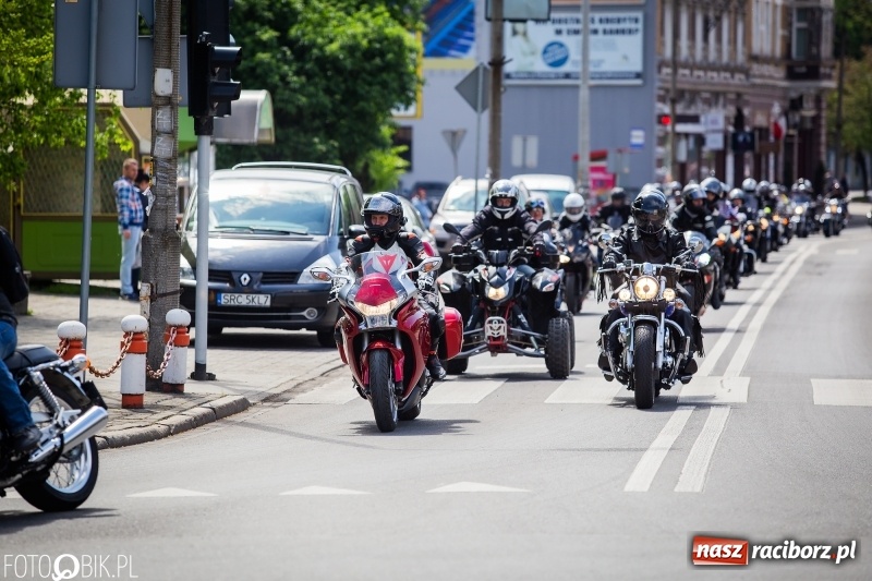 Zdjęcie w galerii na portalu naszraciborz.pl: Raciborskie rozpoczęcie sezonu motocyklowego [FOTO i WIDEO] wiadomości z regionu