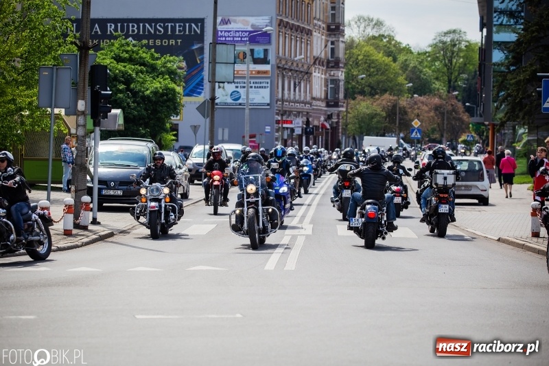 Zdjęcie w galerii na portalu naszraciborz.pl: Raciborskie rozpoczęcie sezonu motocyklowego [FOTO i WIDEO] wiadomości z regionu